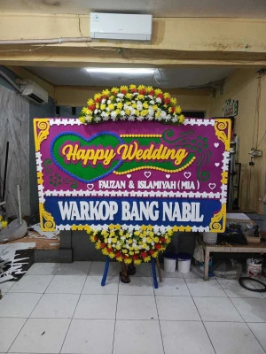 Papan Bunga di Cluster Kota Wisata Cibubur